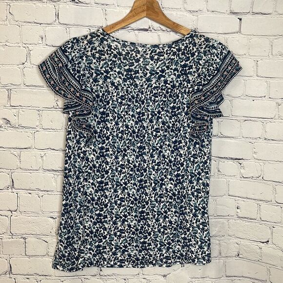 Lucky Brand Flutter Sleeve Top - Picture 4 of 5